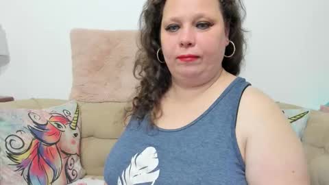 Snapshot of karolinejoyy chatting on 11.26.25 KarolineJoyy online show from 11.26.25