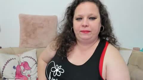 Snapshot of karolinejoyy chatting on 02.04.26 KarolineJoyy online show from 02.04.26