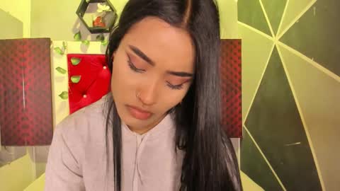 Snapshot of karoll014 chatting on 02.05.26 Karol online show from 02.05.26