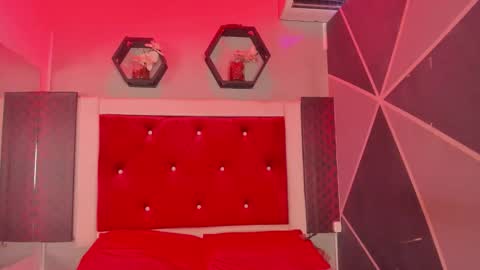 Snapshot of karoll014 chatting on 02.28.26 Karol online show from 02.28.26