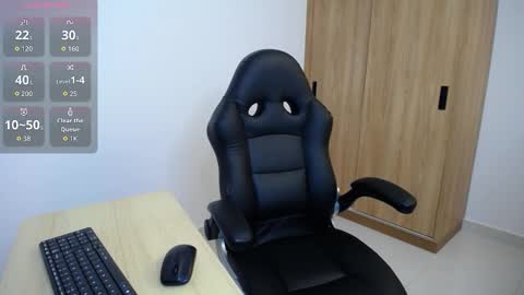 karol online show from 03.13.26