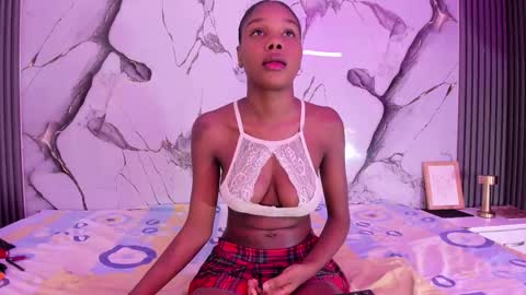 karolstark online show from 03.25.26