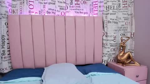 Snapshot of karoly_ocampo chatting on 02.13.25 karoly online show from 02.13.25