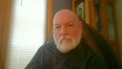 Snapshot of karpp chatting on 12.17.24 karpp online show from 12.17.24