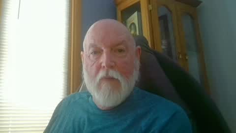 Snapshot of karpp chatting on 01.08.25 karpp online show from 01.08.25