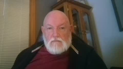 Snapshot of karpp chatting on 11.24.25 karpp online show from 11.24.25