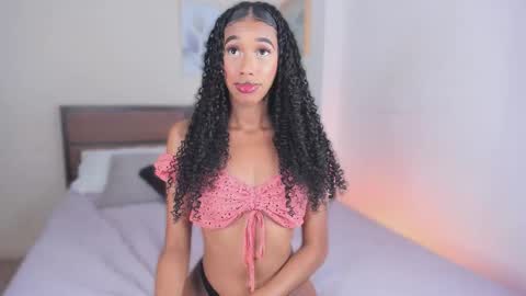 Kary Moon online show from 12.21.25