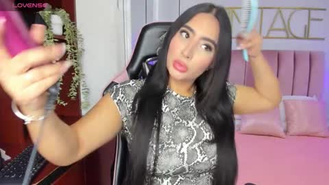 kaseythompson online show from 09.23.25