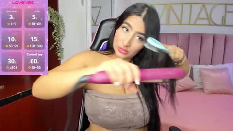 kaseythompson online show from 10.03.25