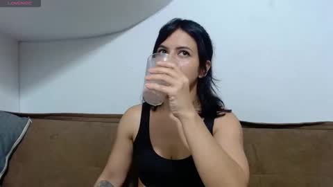 Snapshot of kassandraaa_ chatting on 02.18.26 Kasandra online show from 02.18.26