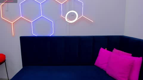 kat__cat online show from 04.16.26