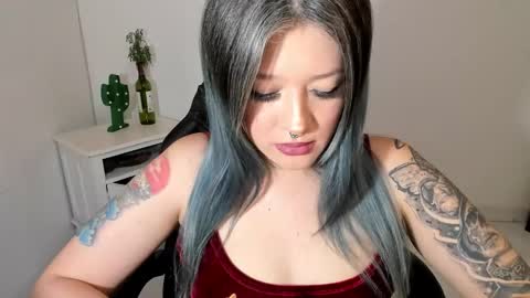 Alicia online show from 09.21.25