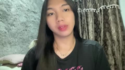 Snapshot of kat_hollandx chatting on 02.14.25 Majesty online show from 02.14.25