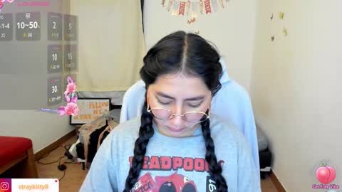 Snapshot of kat_ly_chan chatting on 11.21.25 Kat online show from 11.21.25