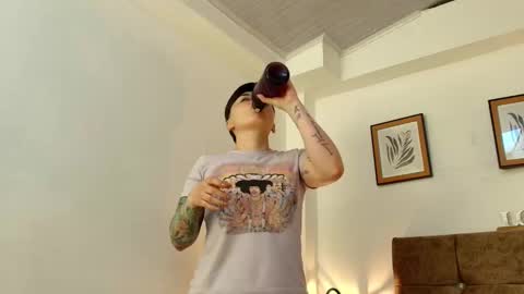 kat paradisse online show from 01.15.26