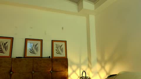 kat paradisse online show from 04.09.26