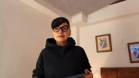 kat paradisse online show from 04.15.26