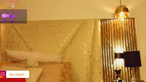 Saky online show from 04.17.26