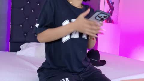 Snapshot of kataaleya__12 chatting on 11.08.25 kataaleya__12 online show from 11.08.25