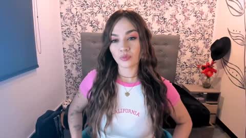 K A T A  H O O T online show from 01.31.25