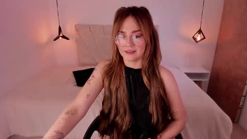 K A T A  H O O T online show from 03.04.26