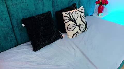 Snapshot of kataleyandliam chatting on 11.27.25 Kataleya Liam online show from 11.27.25