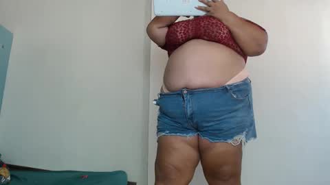 Snapshot of katalina_gomez6921 chatting on 02.13.26 Kata online show from 02.13.26