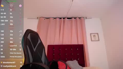       Katalina Miles      online show from 01.10.25