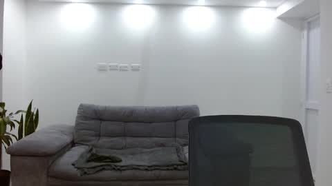 Snapshot of katalina_sexygirl chatting on 01.18.26 Katalina online show from 01.18.26