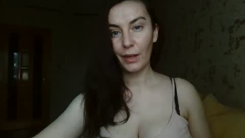 KatalinaQE online show from 10.10.25