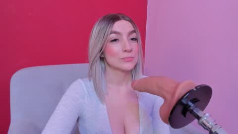 Kate  online show from 12.22.25