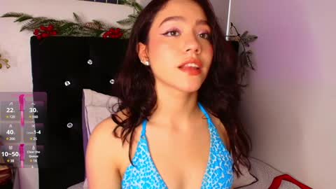 Snapshot of kate_crown chatting on 12.23.24 Kate Crown online show from 12.23.24