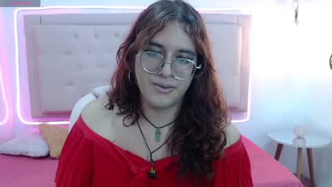 Snapshot of kate_pickman chatting on 01.17.25 kate online show from 01.17.25