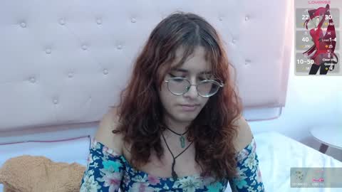 Snapshot of kate_pickman chatting on 01.19.25 kate online show from 01.19.25