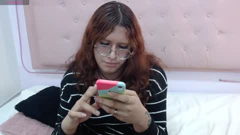 Snapshot of kate_pickman chatting on 01.28.25 kate online show from 01.28.25