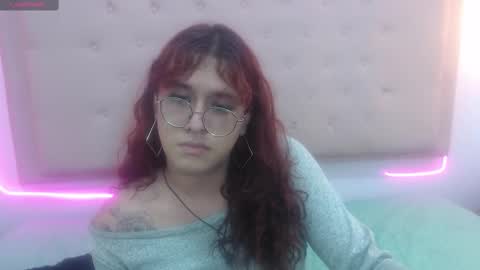 Snapshot of kate_pickman chatting on 02.26.25 kate online show from 02.26.25