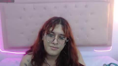 Snapshot of kate_pickman chatting on 03.02.25 kate online show from 03.02.25