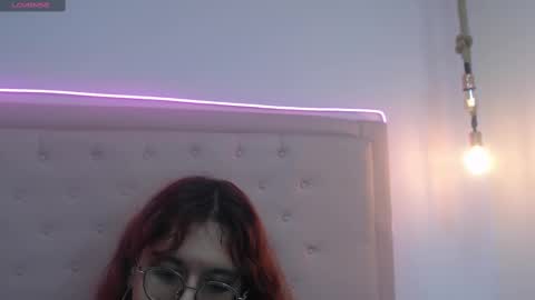 Snapshot of kate_pickman chatting on 03.02.25 kate online show from 03.02.25