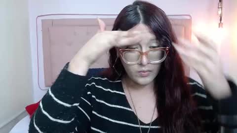 Snapshot of kate_pickman chatting on 11.05.25 kate online show from 11.05.25