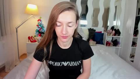 kate_redgar online show from 01.26.25