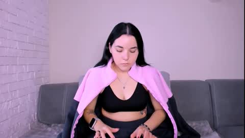 KATE online show from 11.04.25