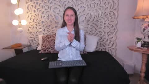 Kathe  online show from 05.25.26