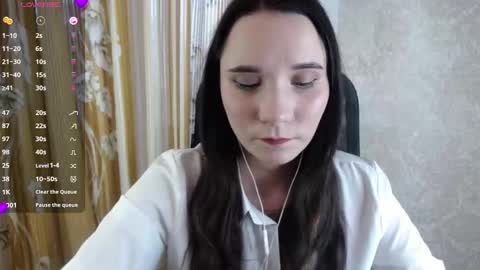 Snapshot of katecrash chatting on 03.04.25 YourKate online show from 03.04.25