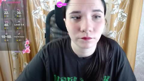 Snapshot of katecrash chatting on 10.15.25 YourKate online show from 10.15.25