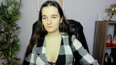 Kate  online show from 12.22.24