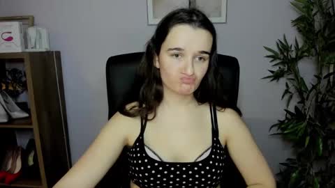 Kate  online show from 01.19.25