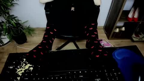 Kate  online show from 02.02.25