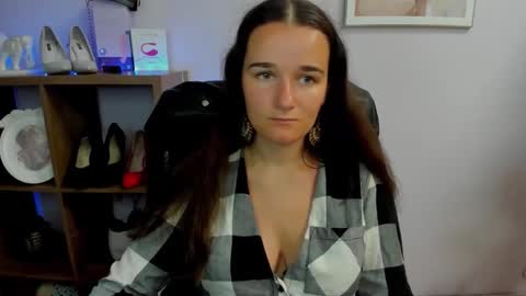 Kate  online show from 09.14.25