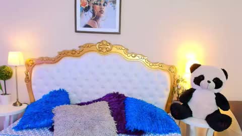 Snapshot of kateemartinez chatting on 01.17.26 katee Martinez online show from 01.17.26