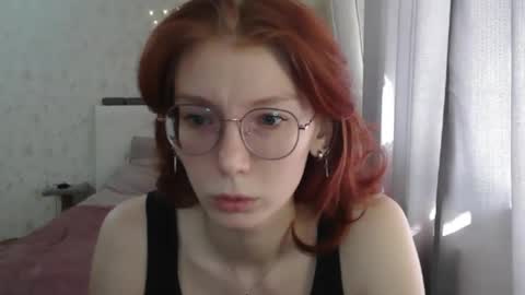 Snapshot of katekalen chatting on 05.03.26 Kate Bunny online show from 05.03.26